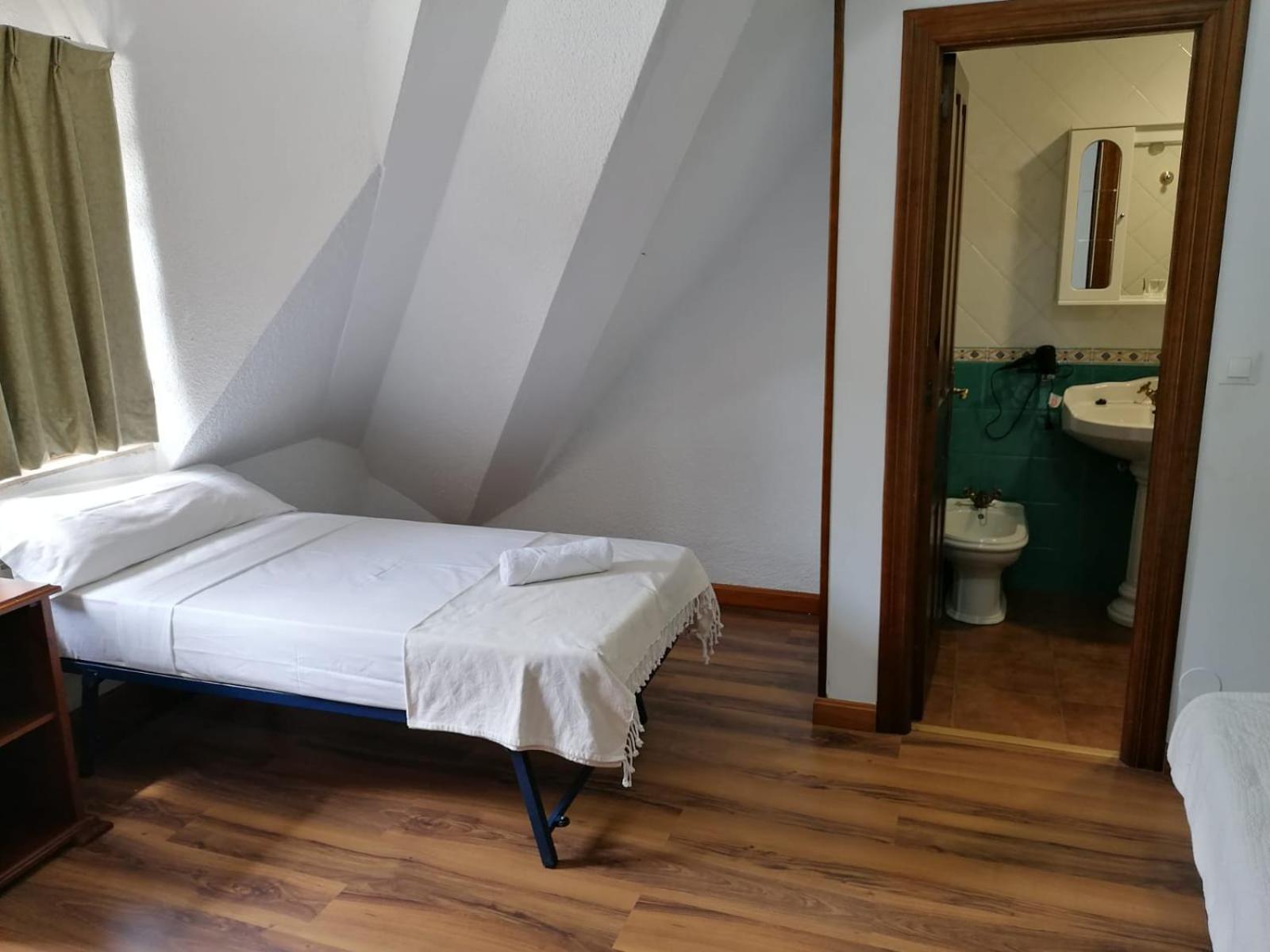 Hello Astur Hotel *